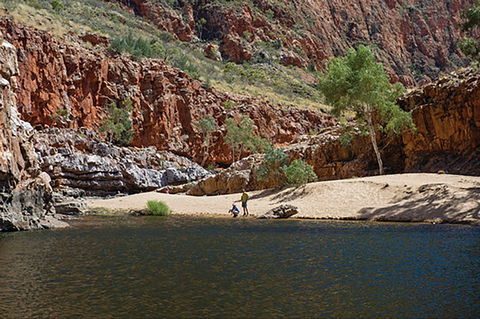 West MacDonnell Ranges - Holiday Byron Bay 0