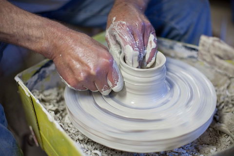 Womboota Artisan Pottery - Holiday Byron Bay 0