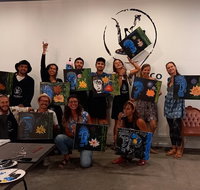 Adults Art and Wine Class in Byron Bay - Holiday Byron Bay