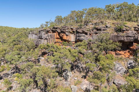 Half Day Aboriginal Rock Art Experience In Queensland - Holiday Byron Bay 4