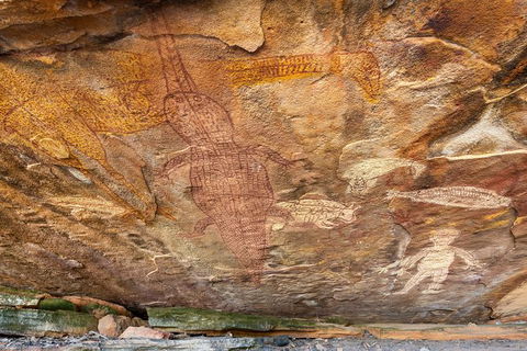 Half Day Aboriginal Rock Art Experience In Queensland - Holiday Byron Bay 2