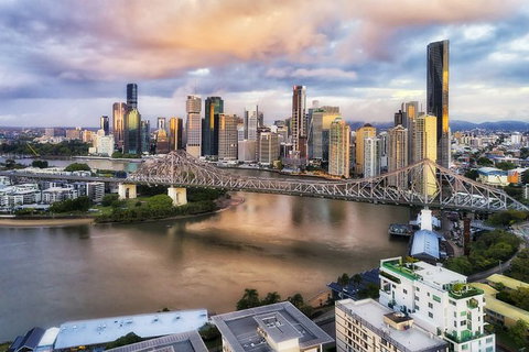 Brisbane Airport Transfers : Brisbane Airport BNE To Brisbane In Luxury Van - Holiday Byron Bay 4