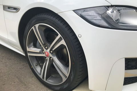 Luxury Jaguar Barossa Valley Half Day Private Tour For 2 - Holiday Byron Bay 4