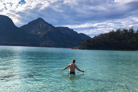 Sea & Explore Wineglass Bay & Freycinet National Park - Cruise & Walk - Holiday Byron Bay 2
