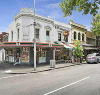 Carlton to Melbourne Airport Special Or the other way around - Holiday Byron Bay