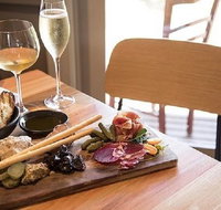 Yarra Valley Smaller Wineries Food and Wine Tour - Holiday Byron Bay