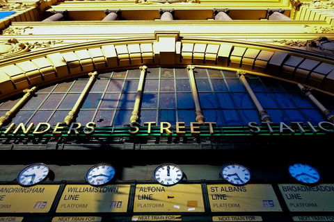 PRIVATE Central Melbourne Walking Tour - Holiday Byron Bay 3