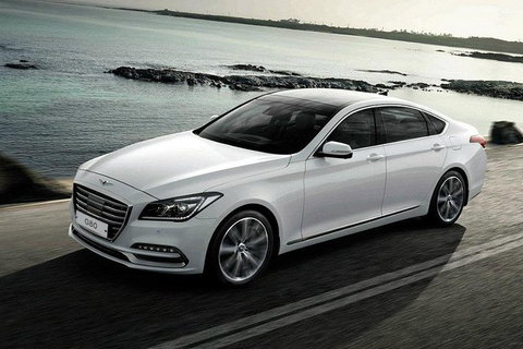 Private Transfer From Melbourne Tullamarine(MEL) To Melbourne - Holiday Byron Bay 0