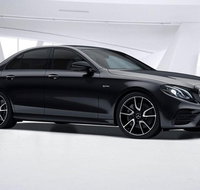 Melbourne Airport Transfers Melbourne Airport MEL to Melbourne in Business Car - Holiday Byron Bay