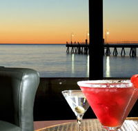 Horizons Cocktail Lounge - Holiday Byron Bay