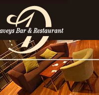 Daveys Hotel - Holiday Byron Bay