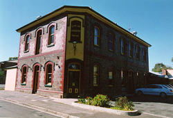 Earl Of Leicester Hotel - Holiday Byron Bay 0