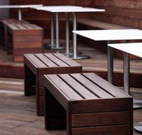 Crossroads Hotel - Holiday Byron Bay