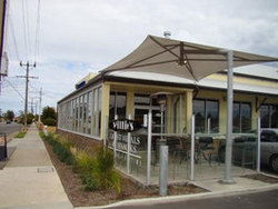 Wee Willie's Tavern - Holiday Byron Bay 0