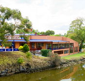Anglers Tavern - Holiday Byron Bay