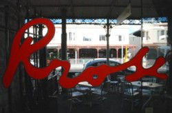 Rrose Bar - Holiday Byron Bay 0