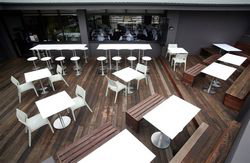 Crossroads Hotel - Holiday Byron Bay 1