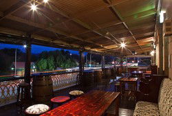 PJ O'Brien's Irish Pub - Holiday Byron Bay 1