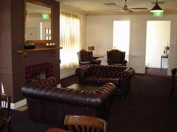 Eltham Hotel - Holiday Byron Bay 2