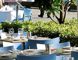 Nicks Bar And Grill - Holiday Byron Bay 1