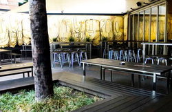 Shelbourne Hotel - Holiday Byron Bay 1