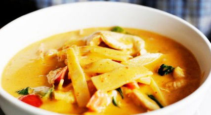 Zabza Thai Cuisine - Holiday Byron Bay 0