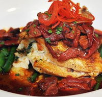 Macauleys Restaurant - Holiday Byron Bay