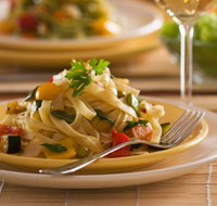 Piazza Italia - Holiday Byron Bay
