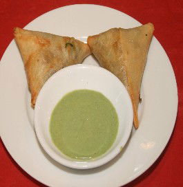 Shanti Indo-Lankan Restaurant - Holiday Byron Bay 1