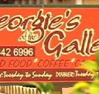 Georgies Cafe Restaurant - Holiday Byron Bay