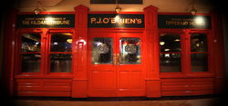 PJ O'Briens Irish Pub - Holiday Byron Bay 3