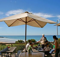 Wye Beach Hotel - Holiday Byron Bay