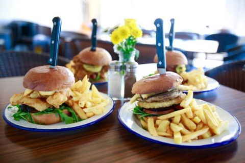 Hadleys Hotel - Holiday Byron Bay 3