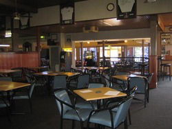 Overlander Hotel - Holiday Byron Bay 1