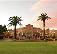 Links Hope Island Golf Club - Holiday Byron Bay