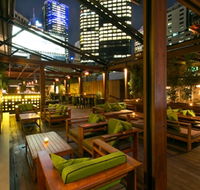 Deck Mercantile Place - Holiday Byron Bay