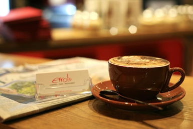 Errol's Cafe - Holiday Byron Bay 0