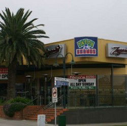 Zagames Caulfield Hotel - Holiday Byron Bay 0