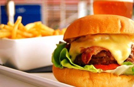 Helm Bar And Bistro - Holiday Byron Bay 1