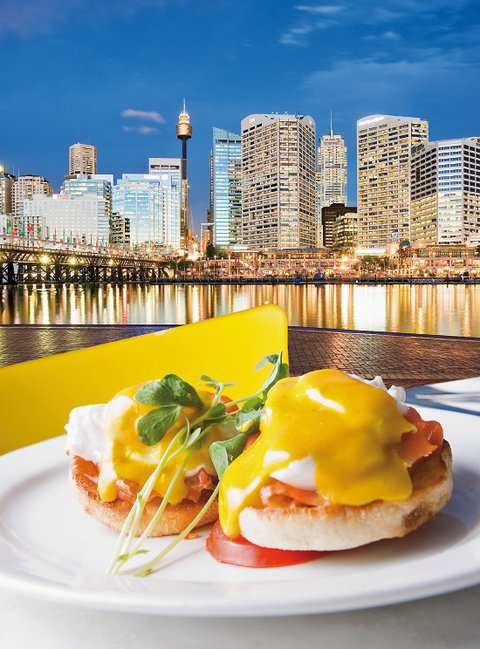 Waterfront Grill - Holiday Byron Bay 7