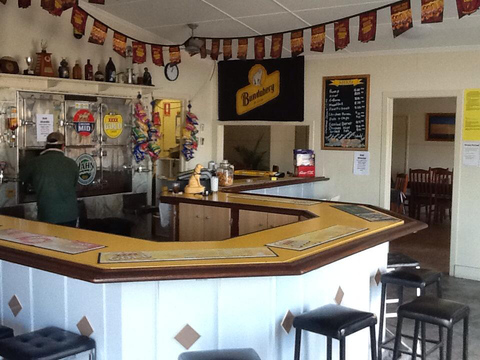 Bajool Hotel - Holiday Byron Bay 1
