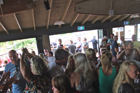 Crescent Head Tavern - Holiday Byron Bay 1