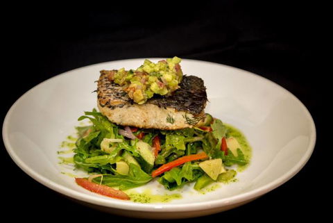 Galleons Restaurant - Holiday Byron Bay 4