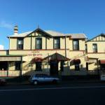 The Old Pub–Woy Woy Hotel - Holiday Byron Bay 1