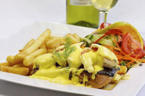 The Old Pub–Woy Woy Hotel - Holiday Byron Bay 4