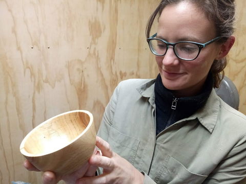 Make A Bowl Woodturning - Holiday Byron Bay 1