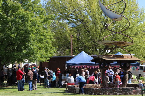 Walcha Farmers' Market - Holiday Byron Bay 0