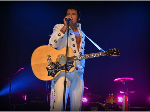 Elvis Forever - Damian Mullin 'Up Close And Personal' - Holiday Byron Bay 0