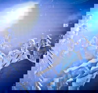 Karaoke at The Avenue - Holiday Byron Bay