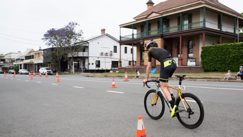 Quarry Mining Maitland Triathlon - Holiday Byron Bay 2